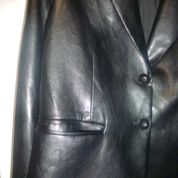 We The Free Black Faux Leather Blazer Jacket – Size Small (Fits M) - Picture 4 of 12
